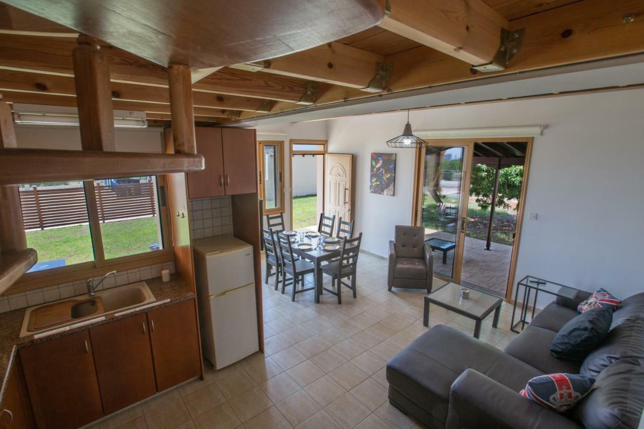 Krasas Villa โปรทาราส ภายนอก รูปภาพ